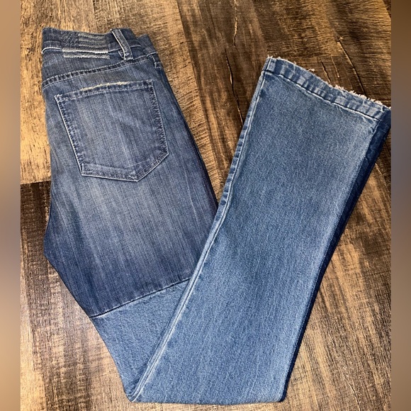 Revice Denim - Picture 2 of 4